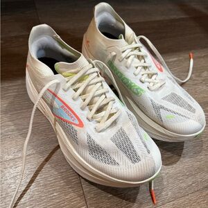 Brooks Hyperion Max 3 Running Shoes Womens 10.5 White Green